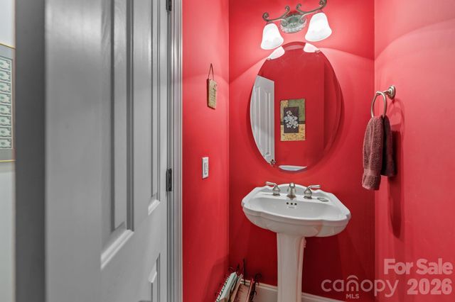 6120 Four Wood Drive, Matthews, NC 28104