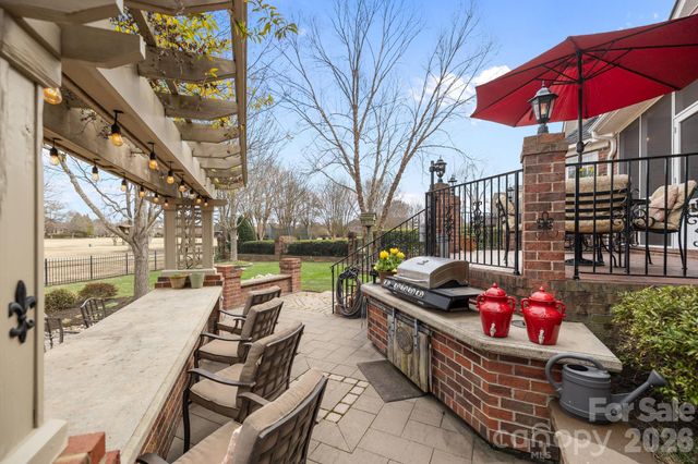 6120 Four Wood Drive, Matthews, NC 28104