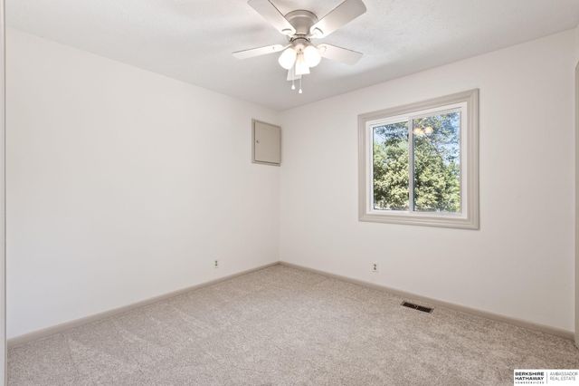 2013 Ann Marie Court, Papillion, NE 68046