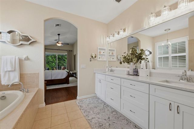 14828 MAN O WAR DRIVE, Odessa, FL 33556