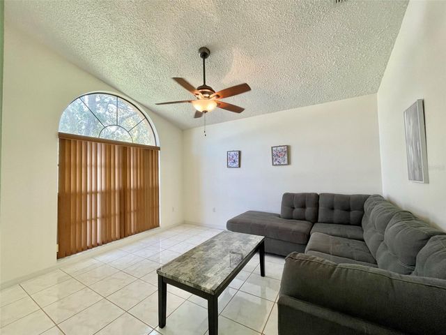 4710 CRESSON COURT, Tampa, FL 33624