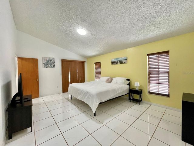 4710 CRESSON COURT, Tampa, FL 33624