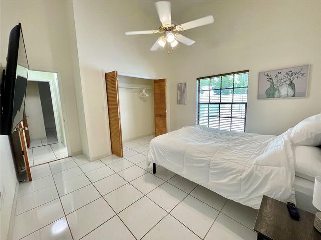 4710 CRESSON COURT, Tampa, FL 33624