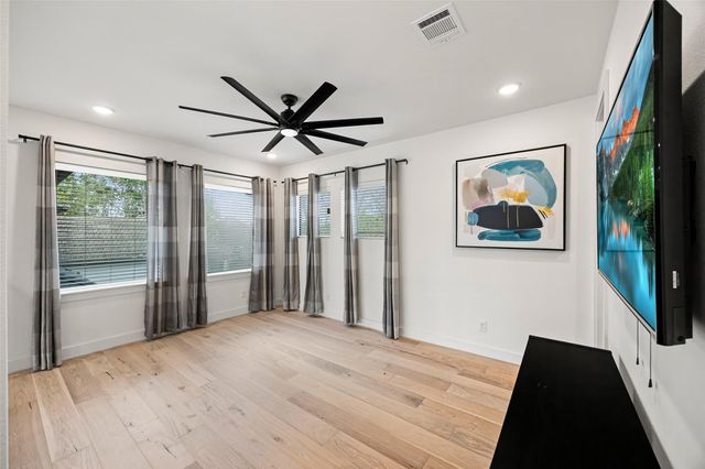 1010 Williams Lake Drive, Richmond, TX 77469