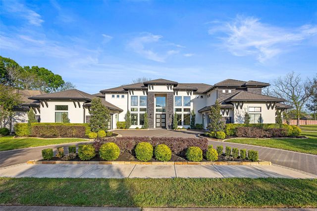 1010 Williams Lake Drive, Richmond, TX 77469