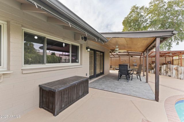 2528 E GENEVA Drive, Tempe, AZ 85282