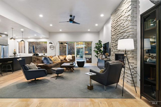 1873 W Oakhampton Drive, Eagle, ID 83616