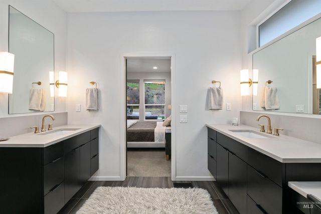 1873 W Oakhampton Drive, Eagle, ID 83616