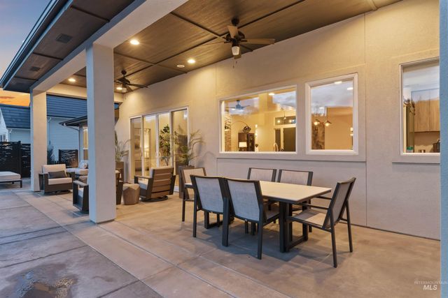 1873 W Oakhampton Drive, Eagle, ID 83616