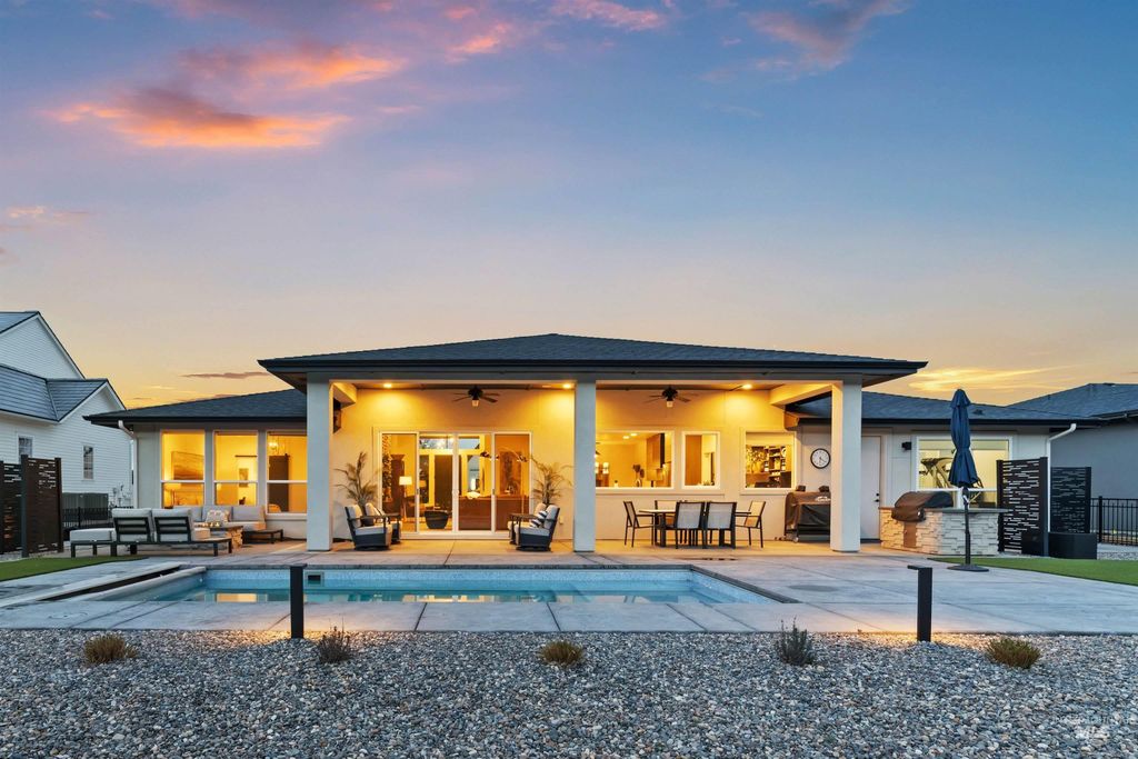 1873 W Oakhampton Drive, Eagle, ID 83616