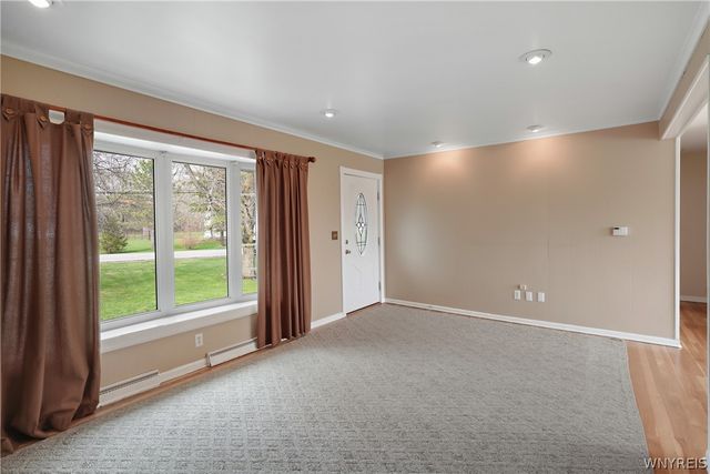 4710 Meyer Road, Pendleton, NY 14120