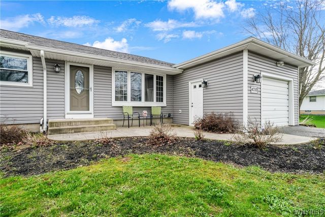 4710 Meyer Road, Pendleton, NY 14120
