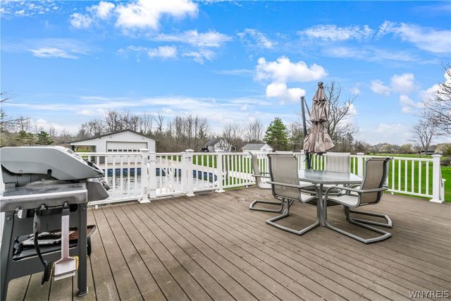 4710 Meyer Road, Pendleton, NY 14120