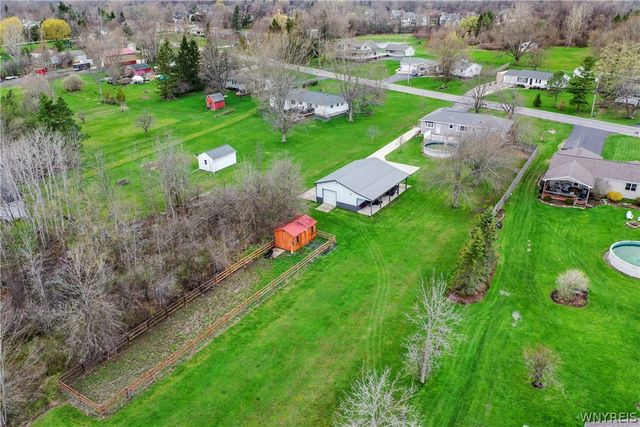 4710 Meyer Road, Pendleton, NY 14120