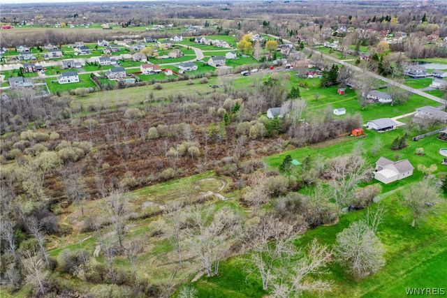 4710 Meyer Road, Pendleton, NY 14120