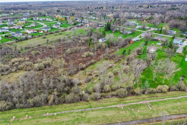4710 Meyer Road, Pendleton, NY 14120