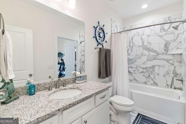 16 Hidden Harbor Road, Brunswick, GA 31525