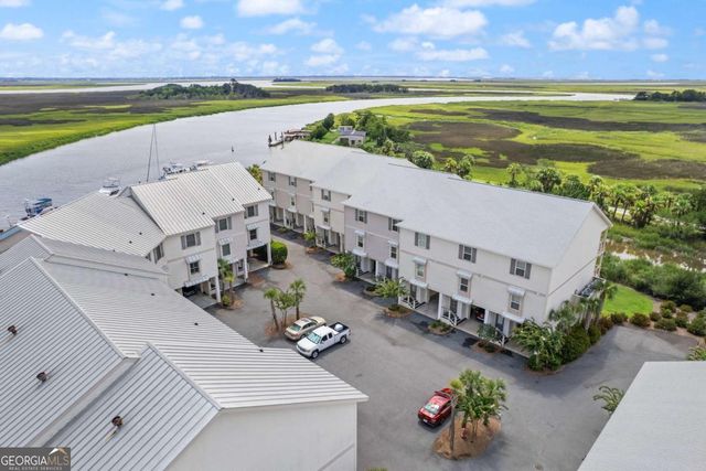 16 Hidden Harbor Road, Brunswick, GA 31525