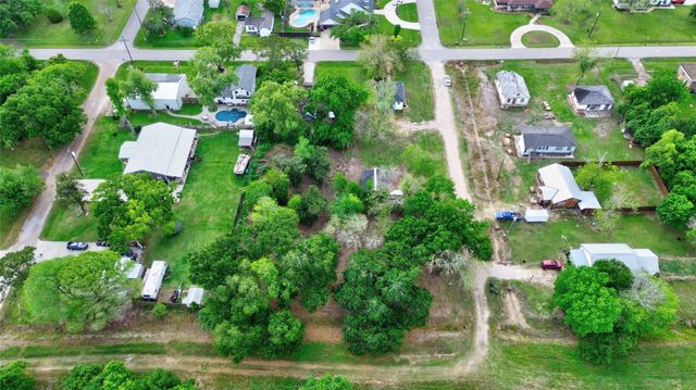 0 Avenue G, Danbury, TX 77534