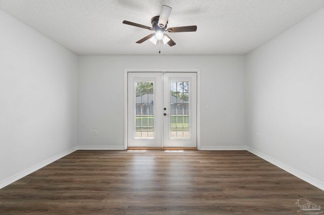 4836 Timber Ridge Dr, Pace, FL 32571