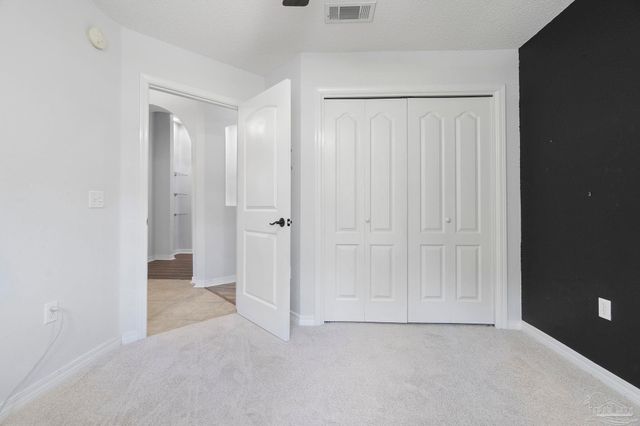 4836 Timber Ridge Dr, Pace, FL 32571