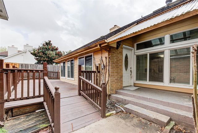 2122 Paso Rello Drive, Houston, TX 77077