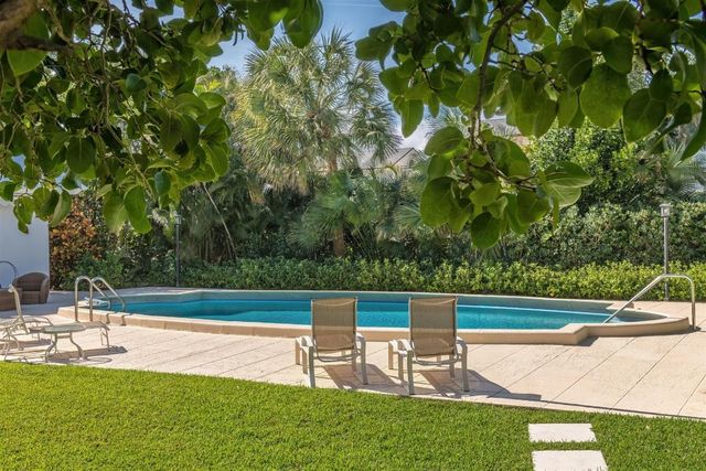 350 S Ocean Boulevard 204, Palm Beach, FL 33480