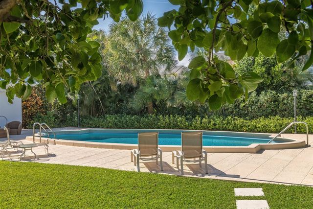 350 S Ocean Boulevard 204, Palm Beach, FL 33480