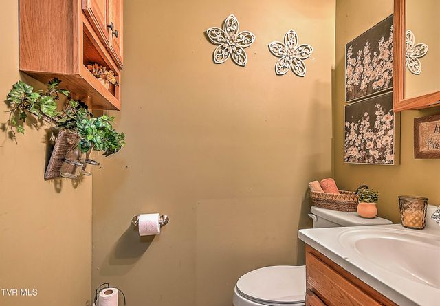 3124 Hickory Tree Road, Bluff City, TN 37618