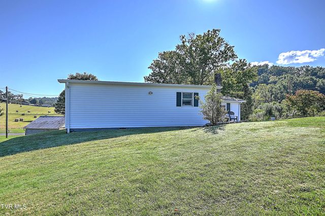 3124 Hickory Tree Road, Bluff City, TN 37618