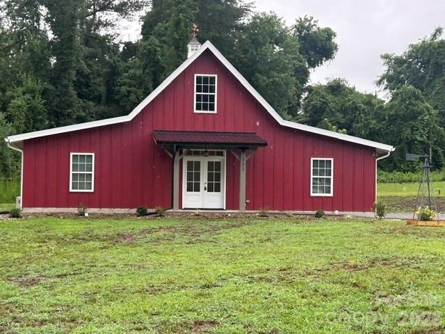 122 John Warren Drive, Forest City, NC 28043