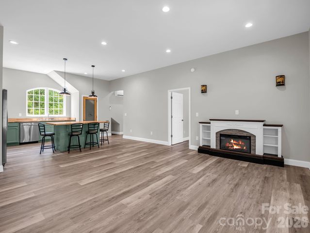 122 John Warren Drive, Forest City, NC 28043