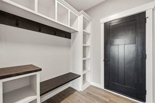 720 17th Avenue SW, Mt Vernon, IA 52314