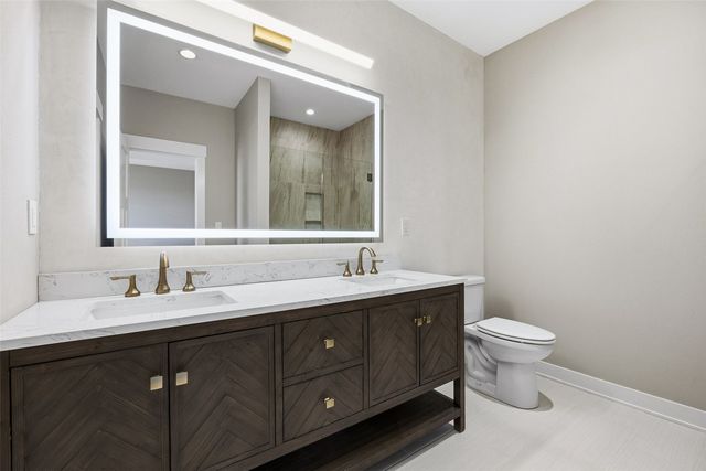 720 17th Avenue SW, Mt Vernon, IA 52314