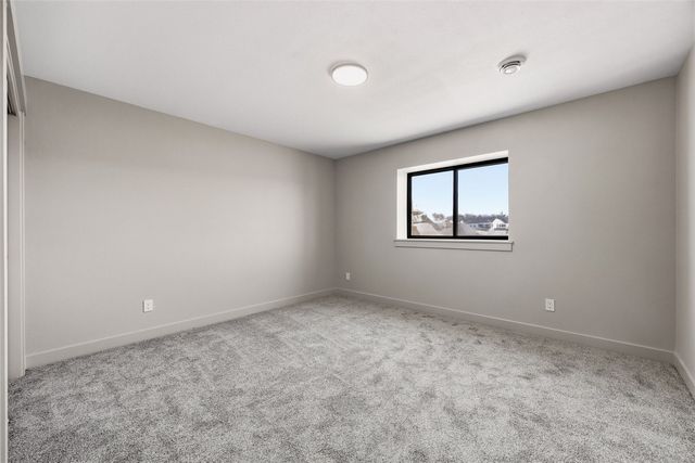 720 17th Avenue SW, Mt Vernon, IA 52314