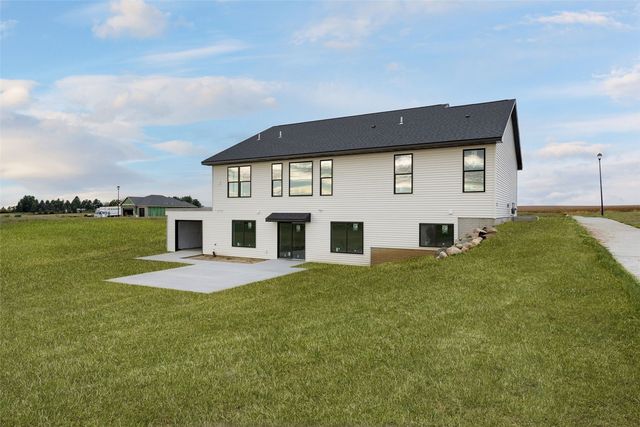 720 17th Avenue SW, Mt Vernon, IA 52314