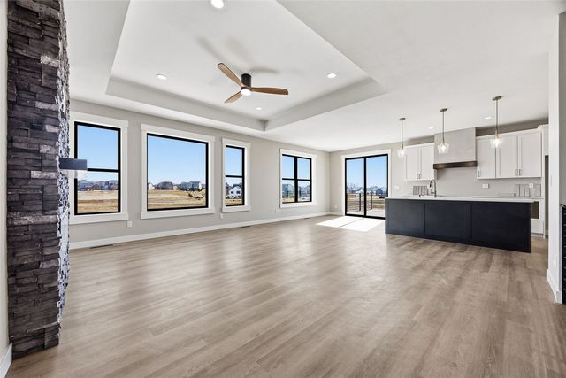 720 17th Avenue SW, Mt Vernon, IA 52314