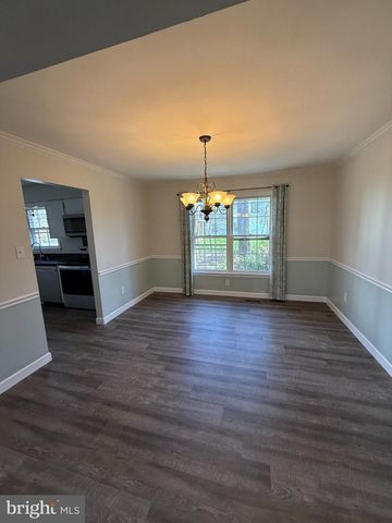 3501 MAJESTIC PINE LN, Fairfax, VA 22033