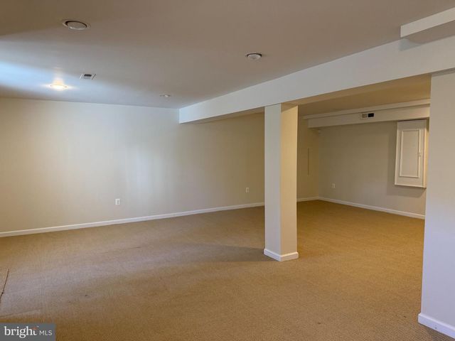 3501 MAJESTIC PINE LN, Fairfax, VA 22033