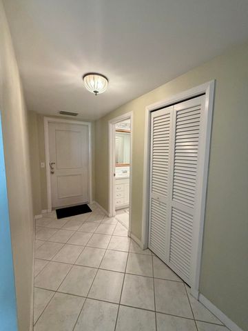 5400 N Ocean Drive, Singer Island, FL 33404