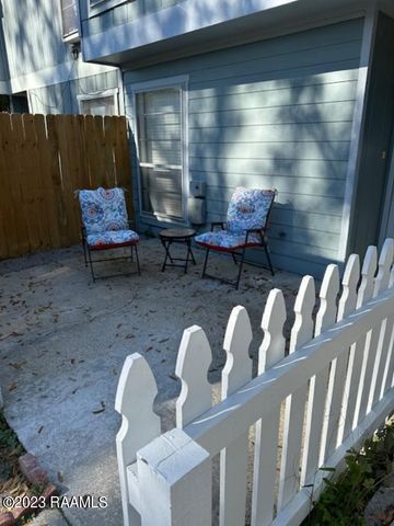 40 Phlox Drive, Lafayette, LA 70507