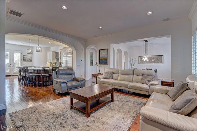 11310 Winter Cottage Place, Las Vegas, NV 89135