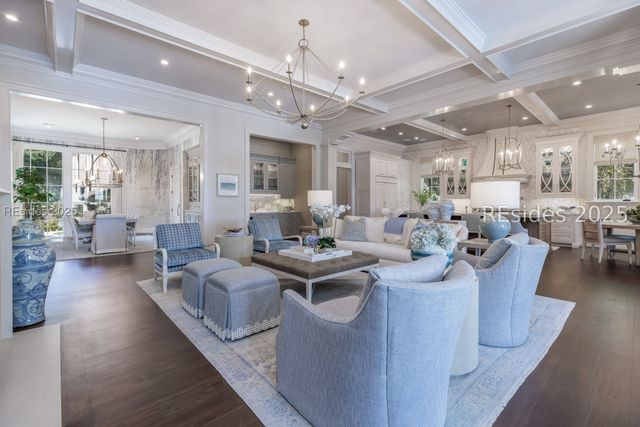 16 Hampton Ln, Bluffton, SC 29910