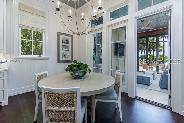 16 Hampton Ln, Bluffton, SC 29910