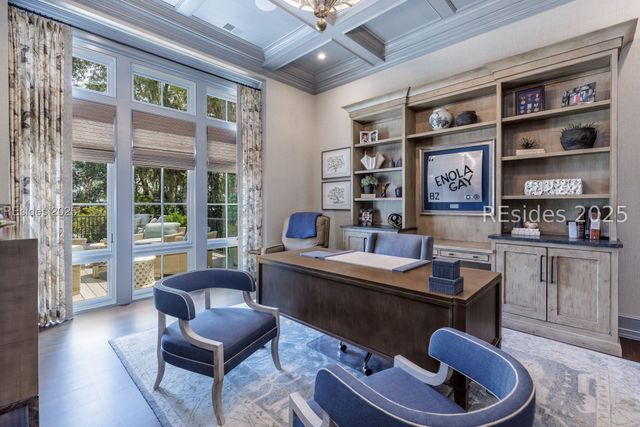 16 Hampton Ln, Bluffton, SC 29910