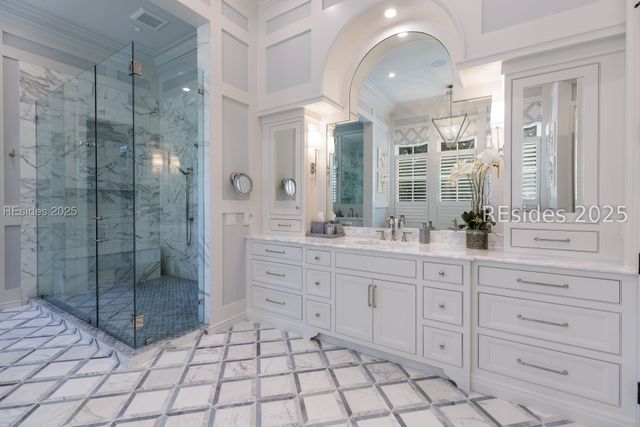 16 Hampton Ln, Bluffton, SC 29910