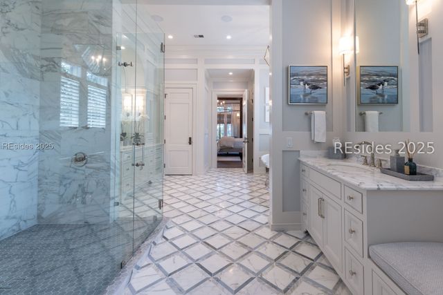 16 Hampton Ln, Bluffton, SC 29910