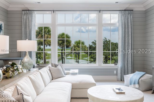 16 Hampton Ln, Bluffton, SC 29910