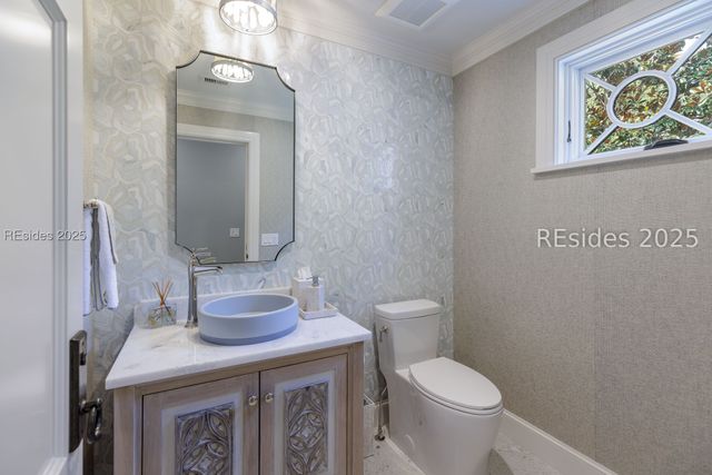 16 Hampton Ln, Bluffton, SC 29910