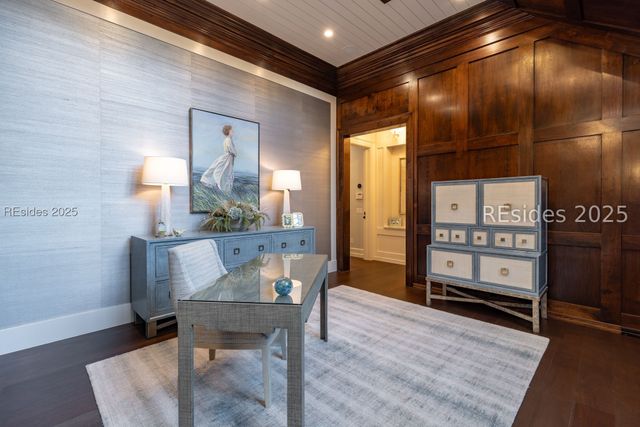 16 Hampton Ln, Bluffton, SC 29910